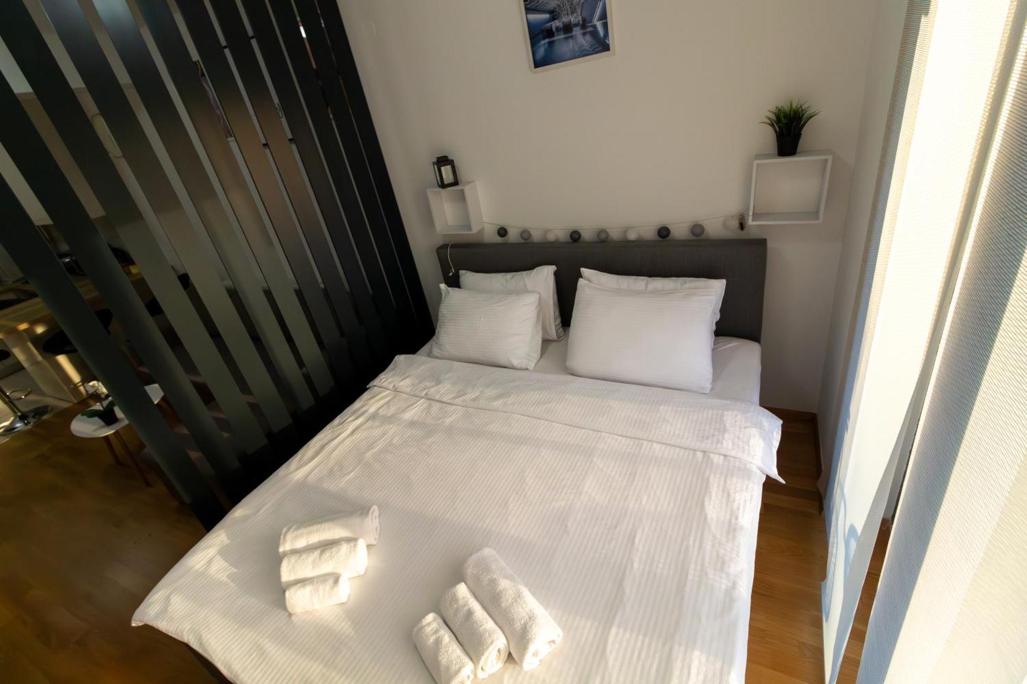 Gajeva Rooms - Stockholm Apartment Self Check-In วิโรวิติซา ภายนอก รูปภาพ